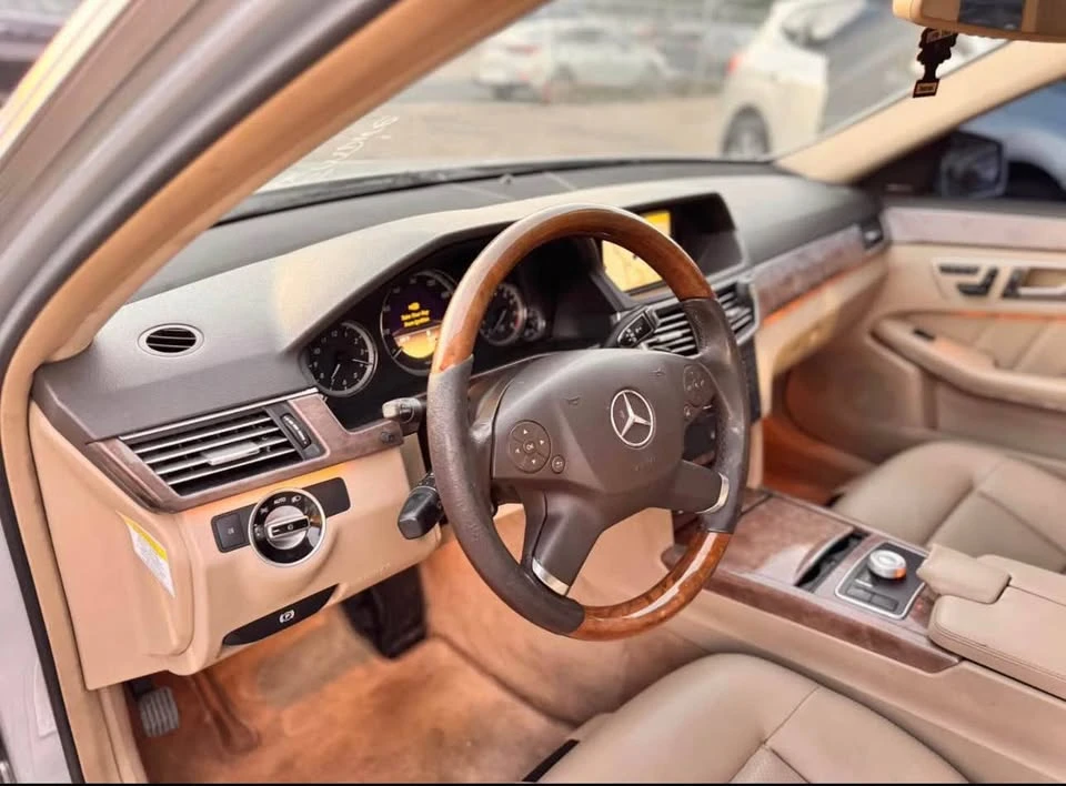 2012 Mercedes-Benz W212 E-Class - Image 10 of 19