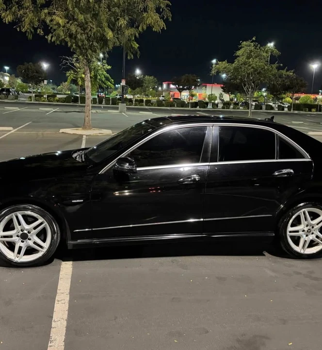 2012 Mercedes-Benz W212 E-Class - Image 9 of 11
