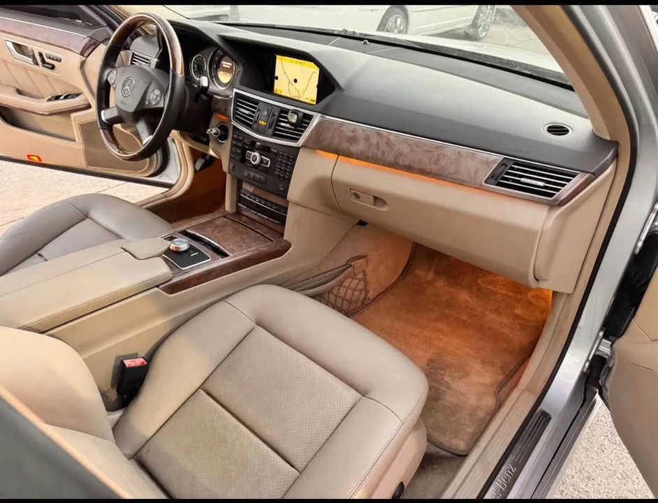 2012 Mercedes-Benz W212 E-Class - Image 7 of 19