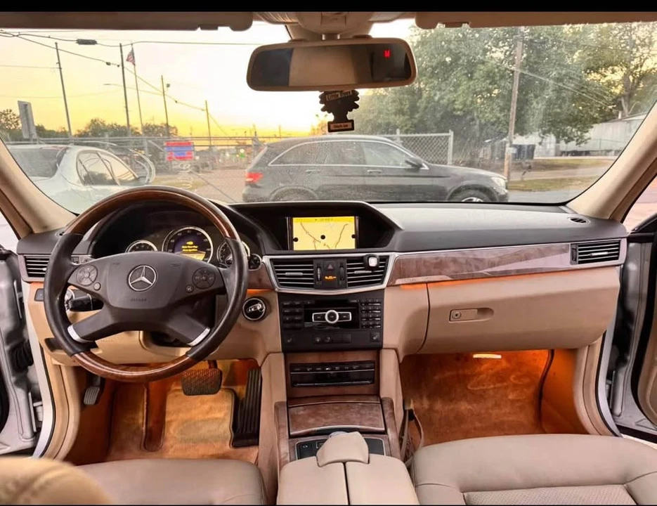 2012 Mercedes-Benz W212 E-Class - Image 9 of 19