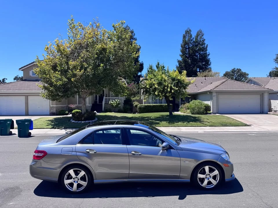 2012 Mercedes-Benz W212 E-Class - Image 4 of 9