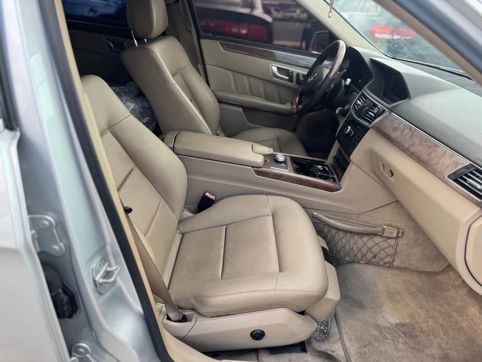 2012 Mercedes-Benz W212 E-Class - Image 10 of 20