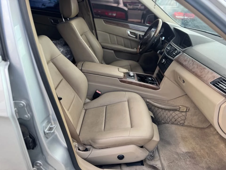 2012 Mercedes-Benz W212 E-Class - Image 9 of 19