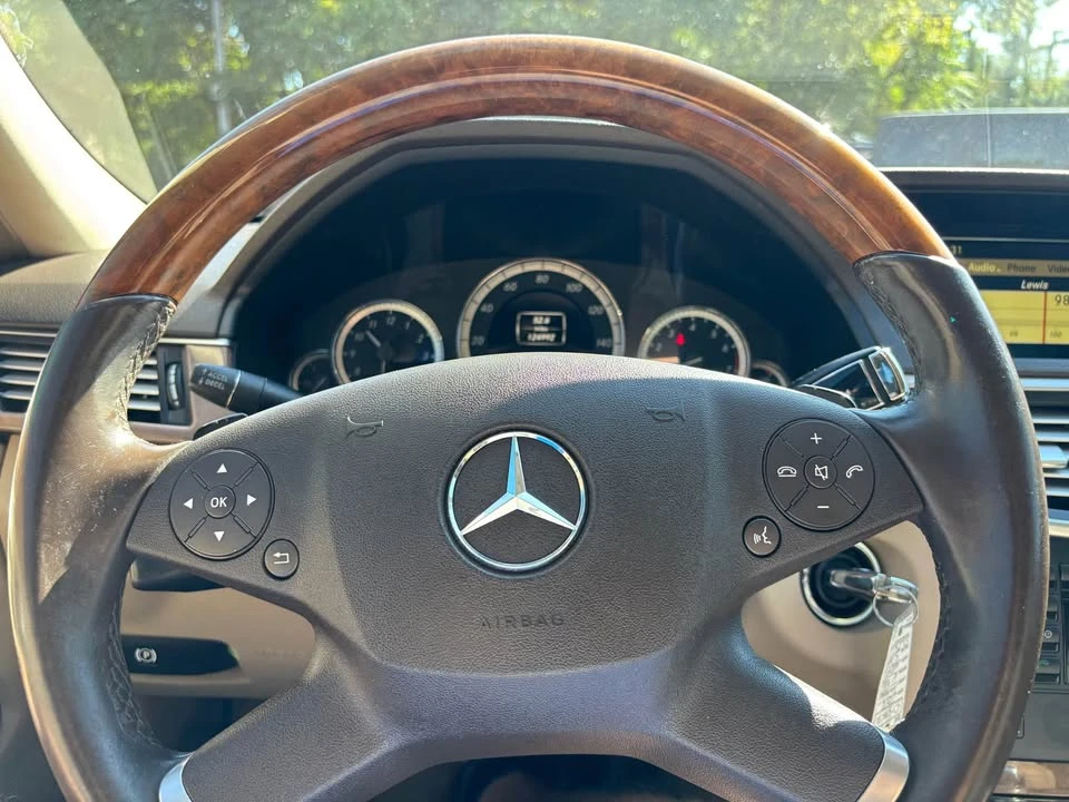 2012 Mercedes-Benz W212 E-Class - Image 16 of 17