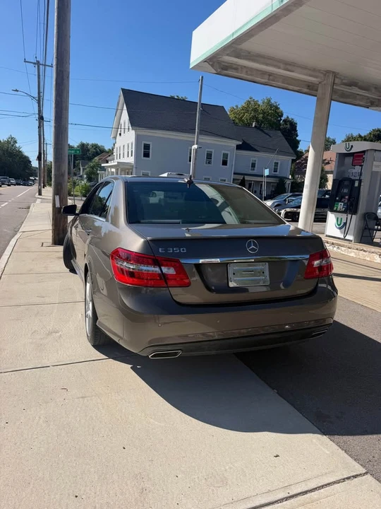 2012 Mercedes-Benz W212 E-Class - Image 3 of 12