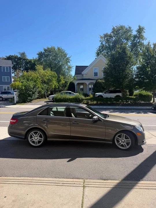 2012 Mercedes-Benz W212 E-Class - Image 2 of 12