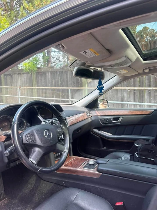 2012 Mercedes-Benz W212 E-Class - Image 2 of 4