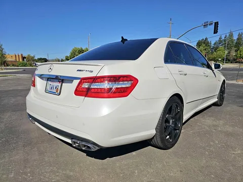 2012 Mercedes-Benz E-Class E 550 4MATIC Sedan
