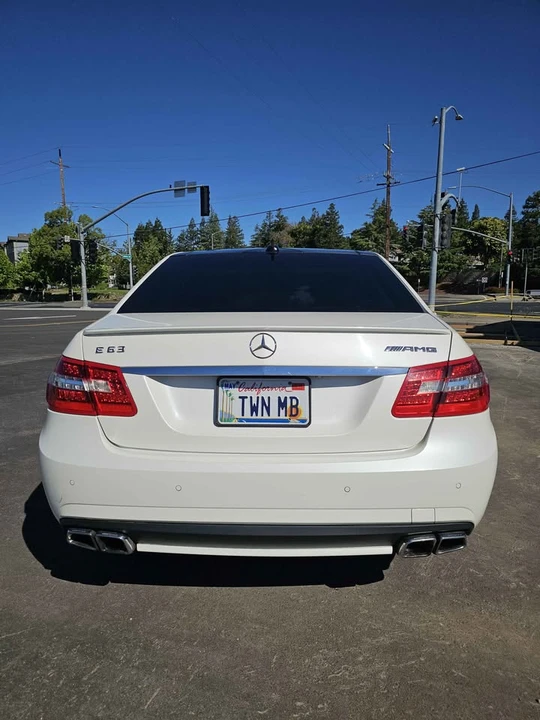 2012 Mercedes-Benz W212 E-Class - Image 2 of 20