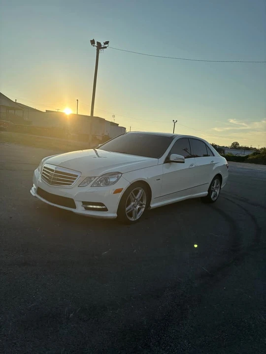 2012 Mercedes-Benz W212 E-Class - Image 2 of 6
