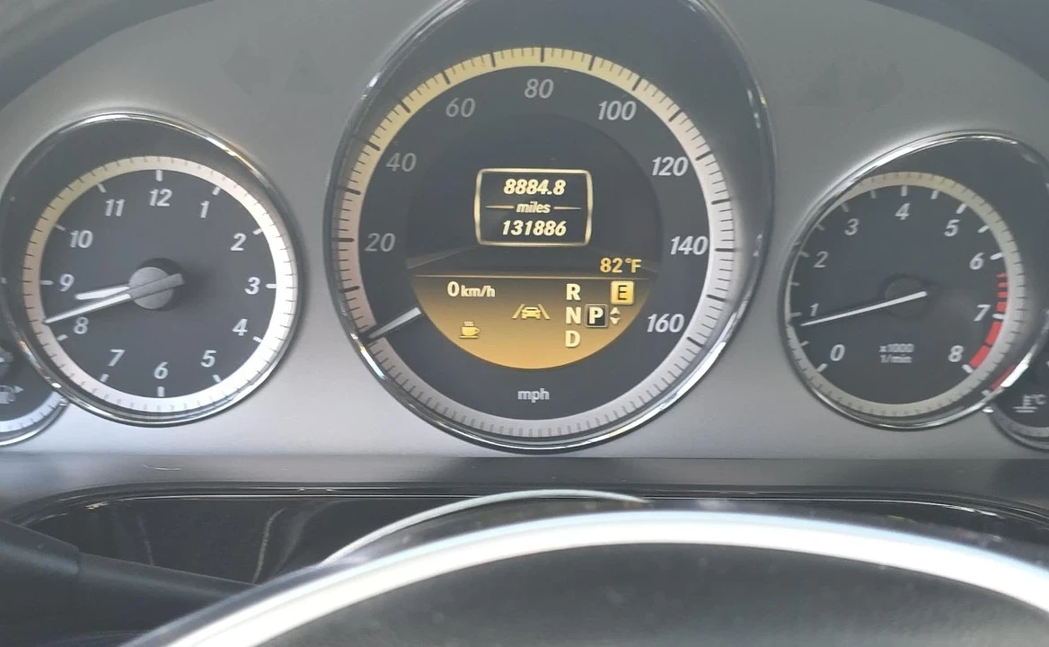 2012 Mercedes-Benz W212 E-Class - Image 11 of 12