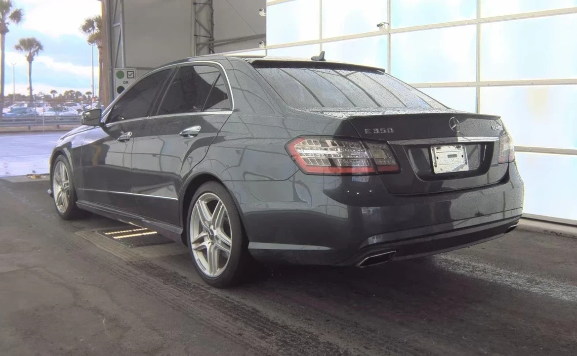 2012 Mercedes-Benz W212 E-Class - Image 2 of 12