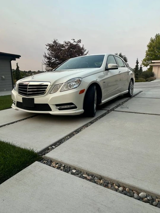 2012 Mercedes-Benz W212 E-Class - Image 3 of 18