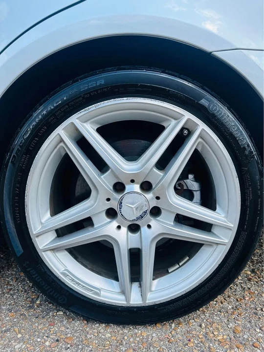 2012 Mercedes-Benz W212 E-Class - Image 9 of 18