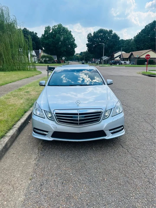 2012 Mercedes-Benz W212 E-Class - Image 2 of 18