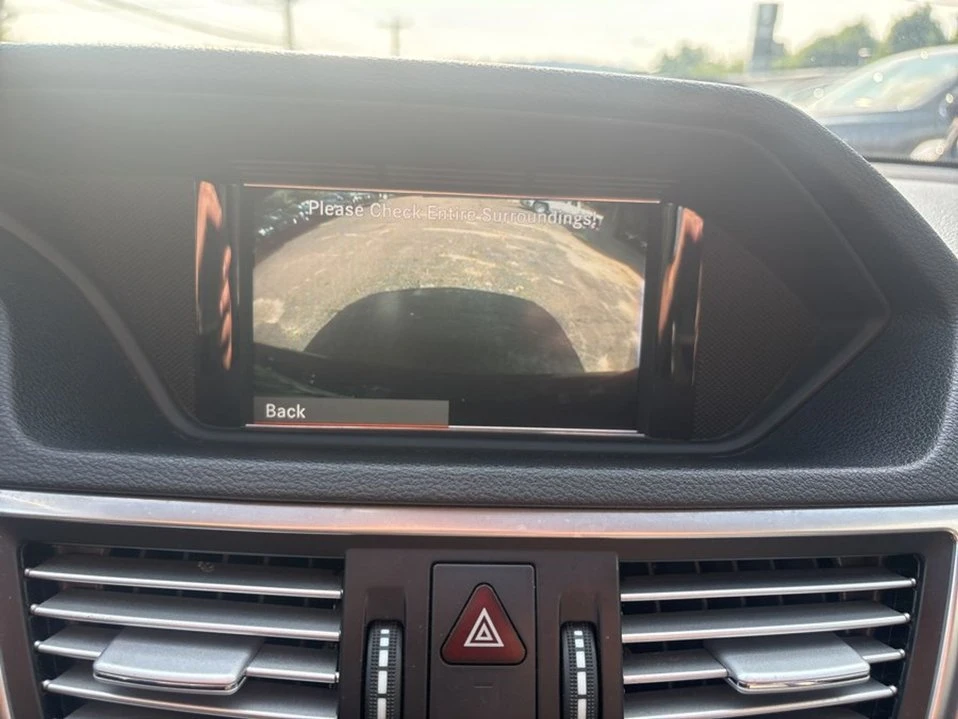 2012 Mercedes-Benz W212 E-Class - Image 10 of 20