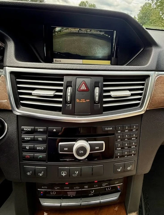 2012 Mercedes-Benz W212 E-Class - Image 16 of 20
