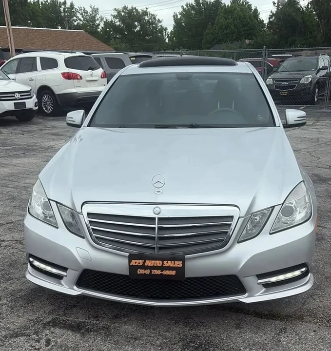 2012 Mercedes-Benz W212 E-Class - Image 2 of 16