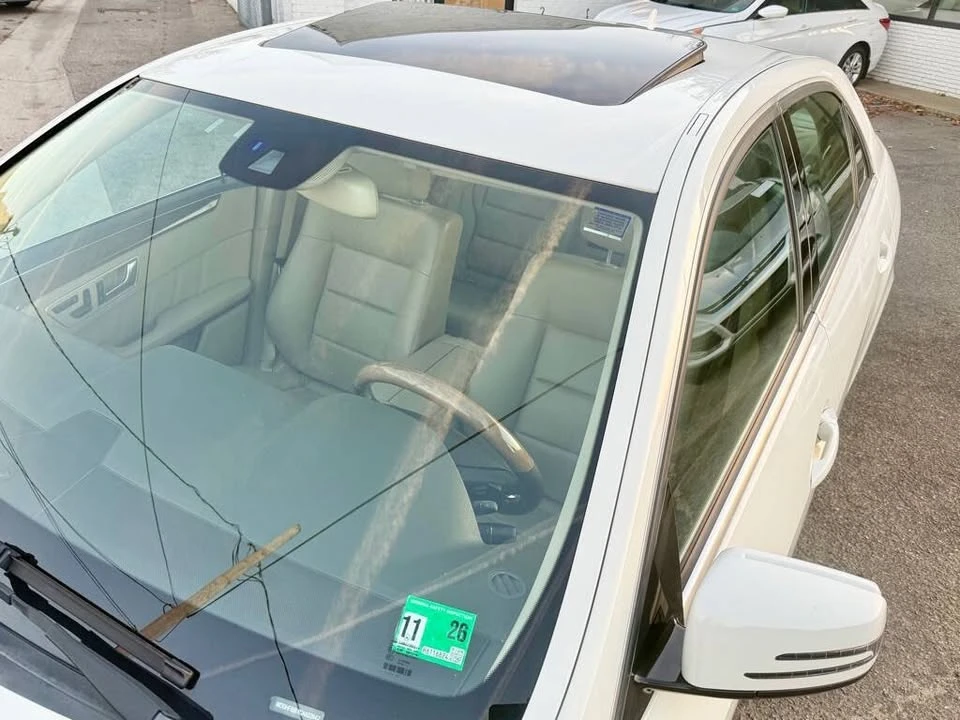2012 Mercedes-Benz W212 E-Class - Image 9 of 20