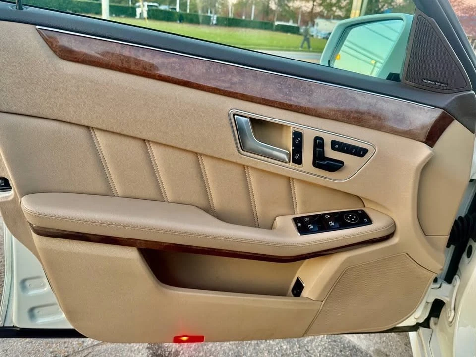 2012 Mercedes-Benz W212 E-Class - Image 11 of 20