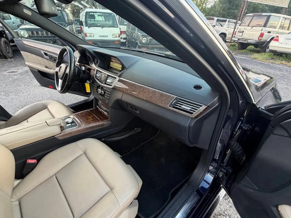 2012 Mercedes-Benz W212 E-Class - Image 9 of 20