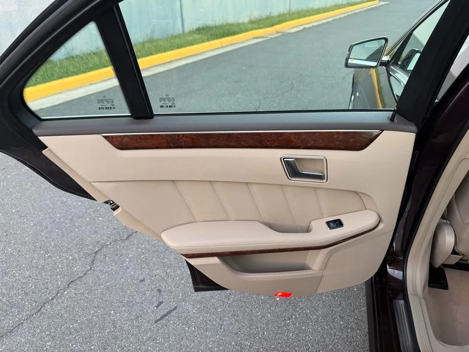 2012 Mercedes-Benz W212 E-Class - Image 19 of 20