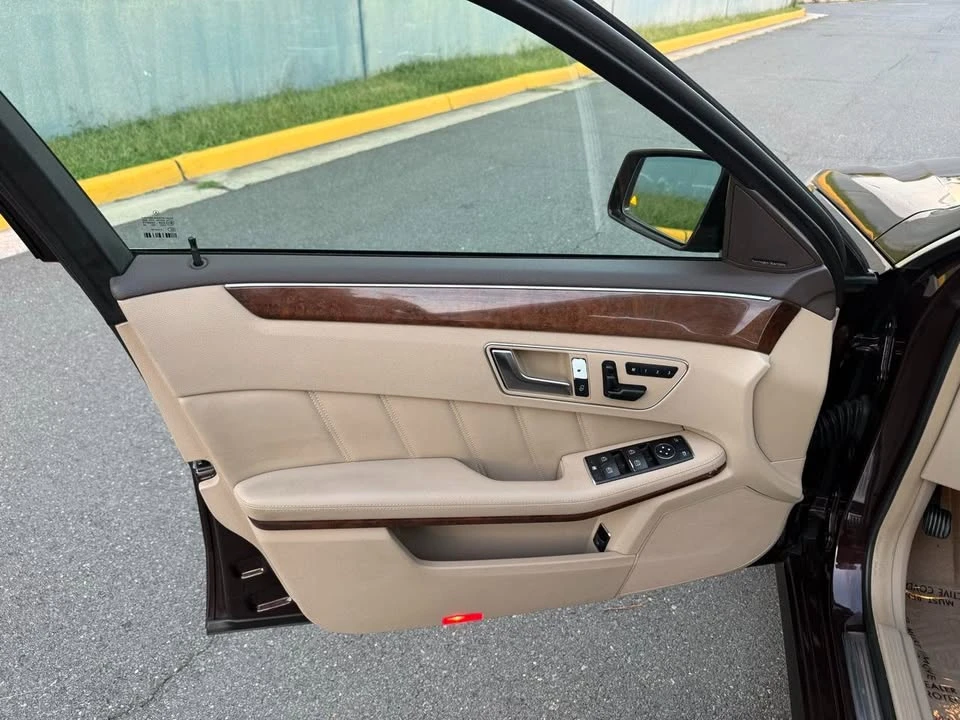 2012 Mercedes-Benz W212 E-Class - Image 15 of 20
