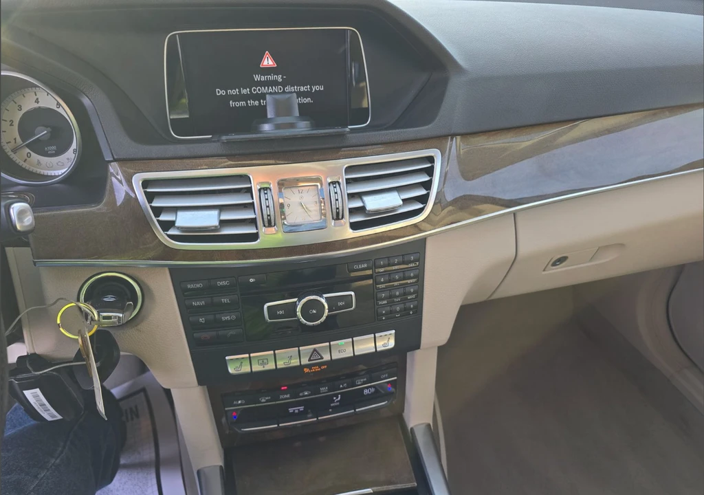 2012 Mercedes-Benz W212 E-Class - Image 7 of 10