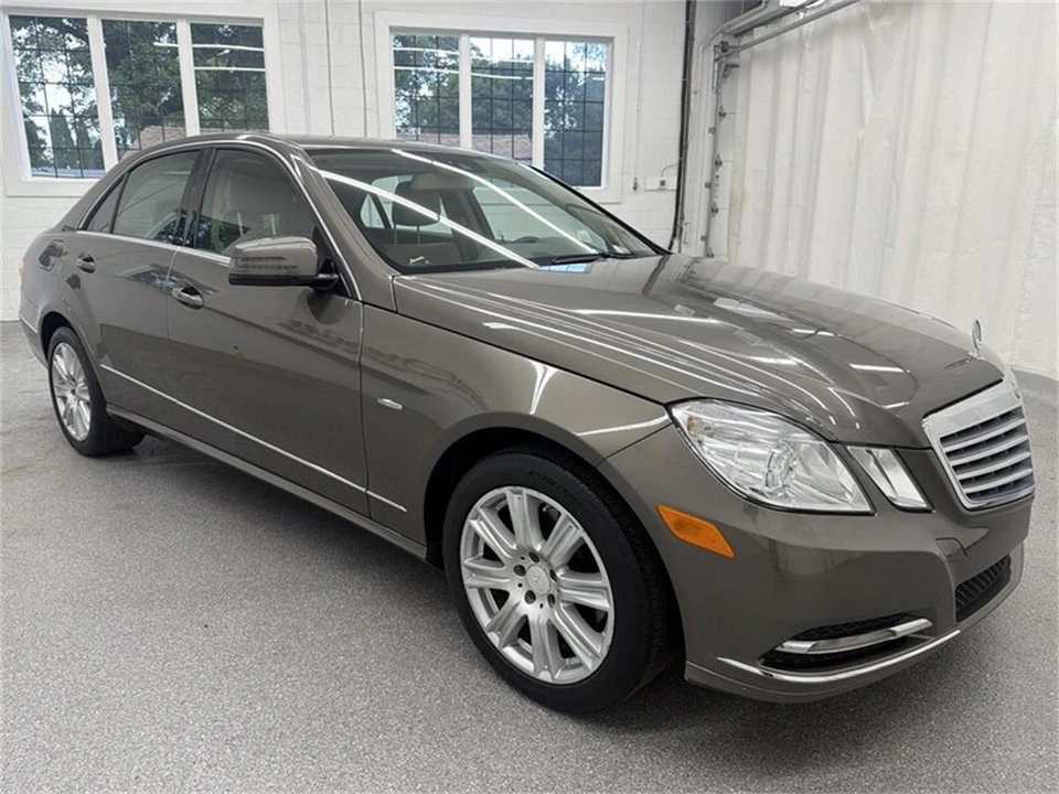 2012 Mercedes-Benz W212 E-Class - Image 3 of 16