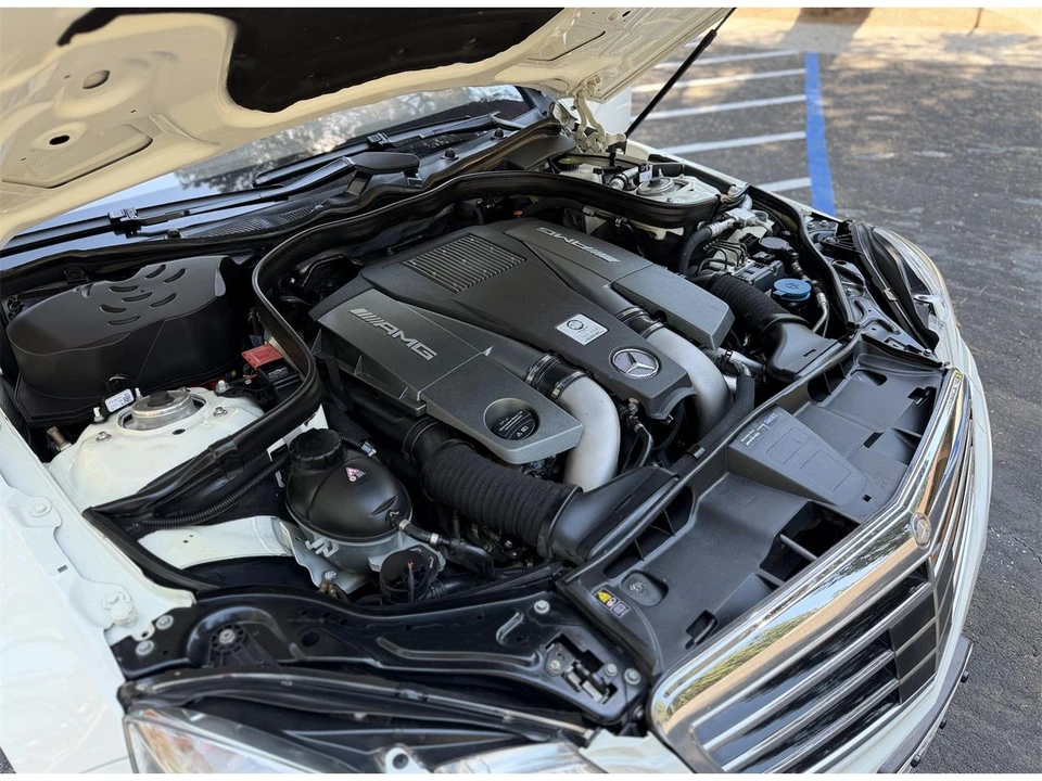 2012 Mercedes-Benz W212 E-Class - Image 27 of 31