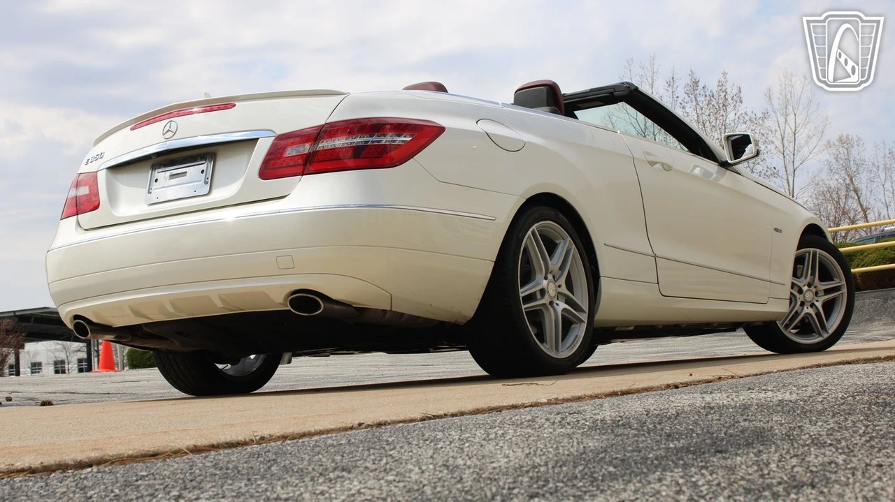 2012 Mercedes-Benz W212 E-Class - Image 16 of 31