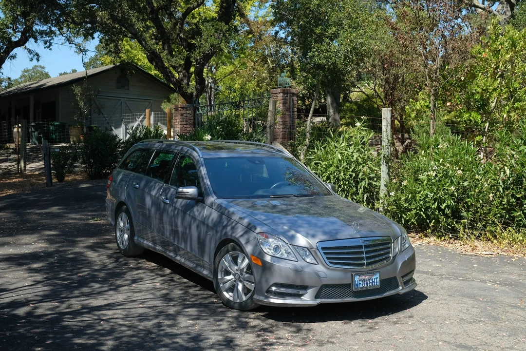 2012 Mercedes-Benz W212 E-Class - Image 12 of 31