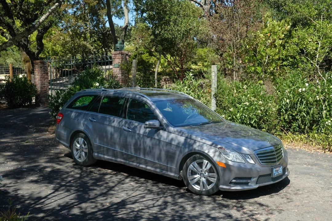 2012 Mercedes-Benz W212 E-Class - Image 6 of 31