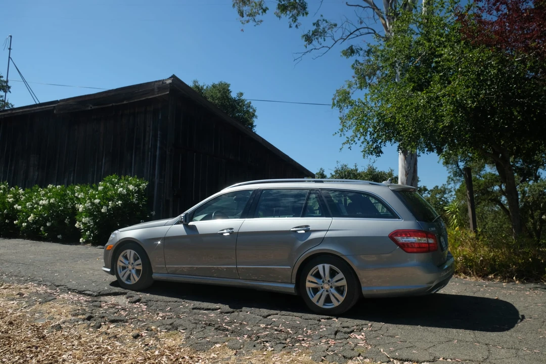 2012 Mercedes-Benz W212 E-Class - Image 23 of 31