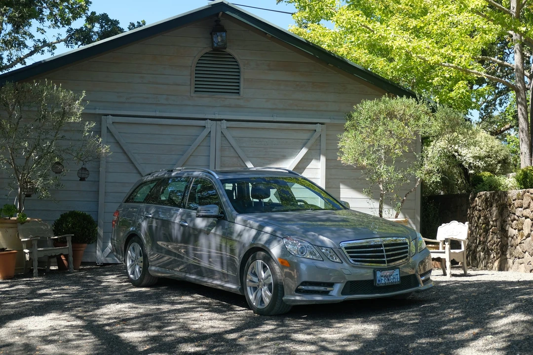 2012 Mercedes-Benz W212 E-Class - Image 8 of 31