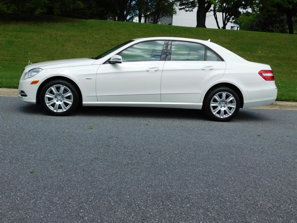 2012 Mercedes-Benz W212 E-Class - Image 6 of 31