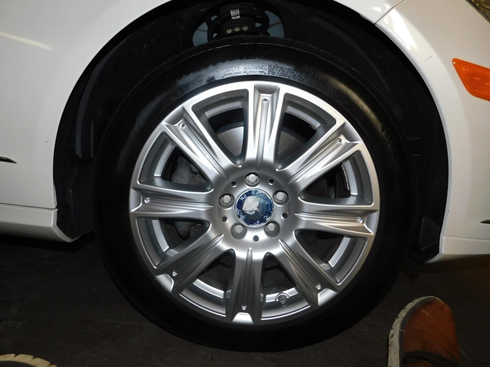 2012 Mercedes-Benz W212 E-Class - Image 24 of 31
