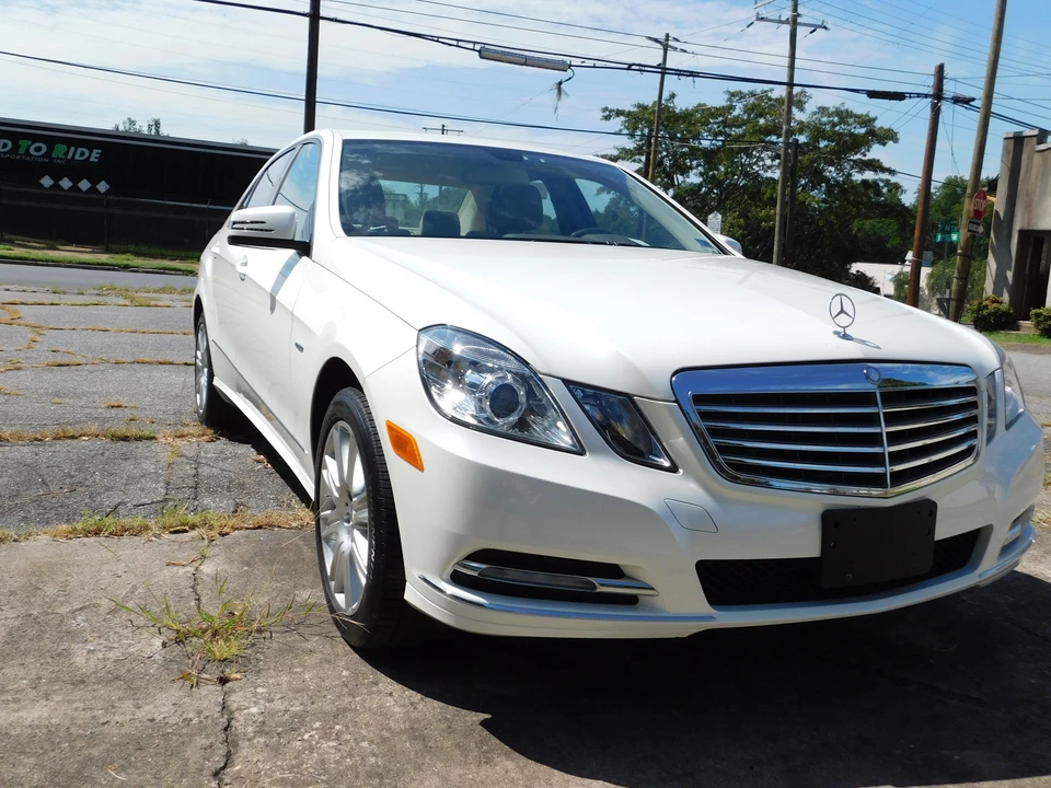 2012 Mercedes-Benz W212 E-Class - Image 8 of 31
