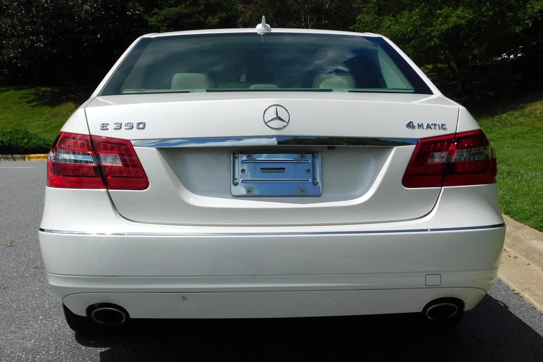 2012 Mercedes-Benz W212 E-Class - Image 5 of 31