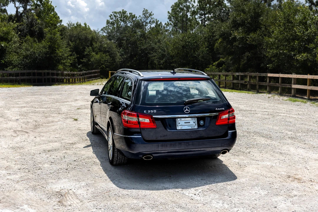 2012 Mercedes-Benz W212 E-Class - Image 16 of 31