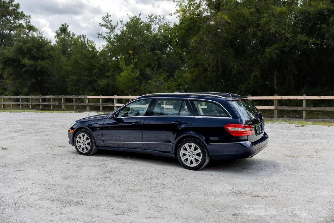 2012 Mercedes-Benz W212 E-Class - Image 14 of 31
