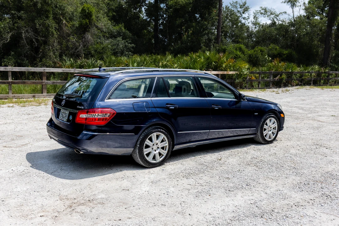2012 Mercedes-Benz W212 E-Class - Image 22 of 31
