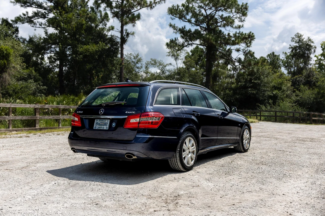 2012 Mercedes-Benz W212 E-Class - Image 20 of 31