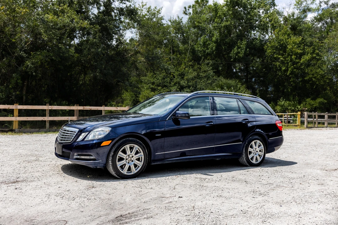 2012 Mercedes-Benz W212 E-Class - Image 9 of 31