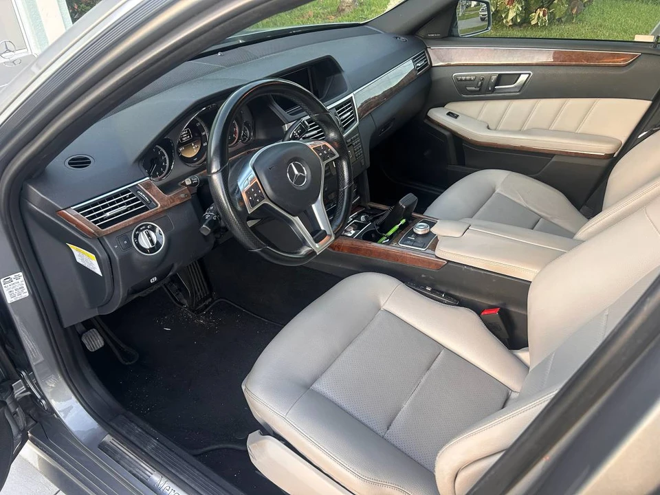 2012 Mercedes-Benz W212 E-Class - Image 3 of 24