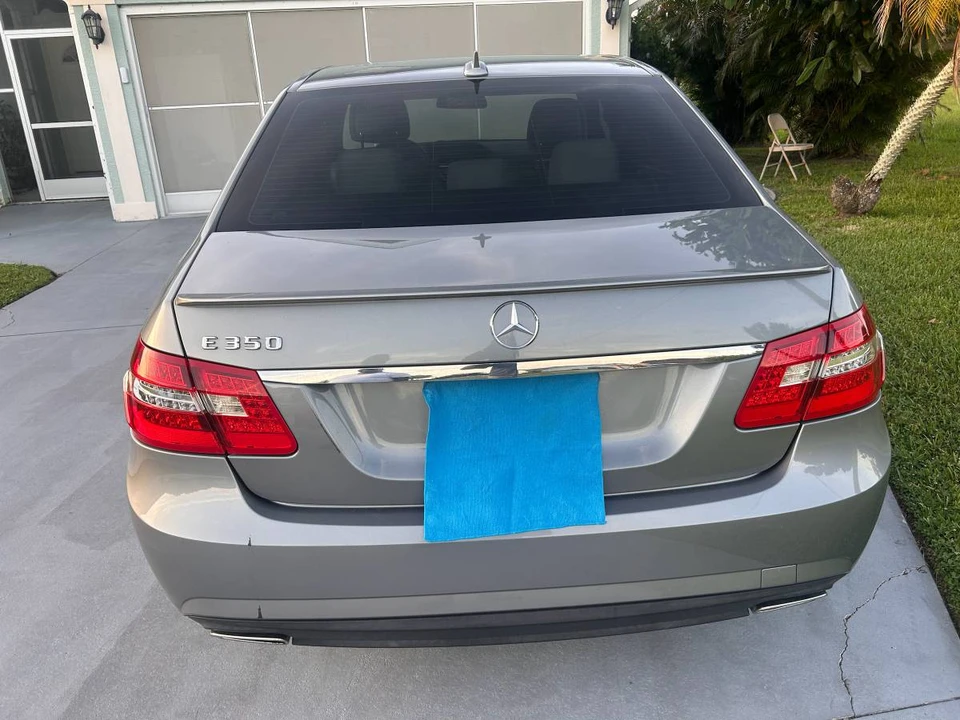 2012 Mercedes-Benz W212 E-Class - Image 2 of 24