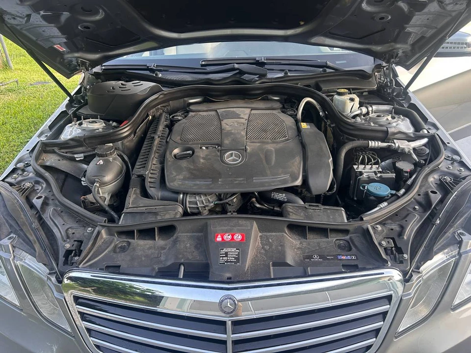 2012 Mercedes-Benz W212 E-Class - Image 10 of 24