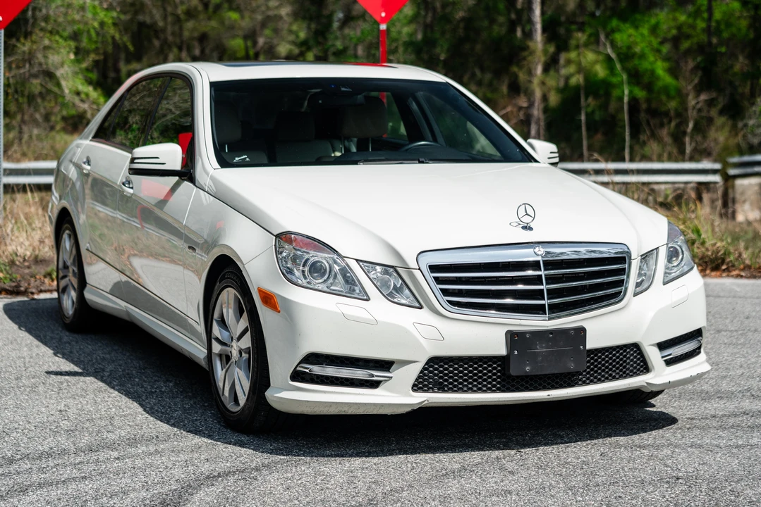 2012 Mercedes-Benz W212 E-Class - Image 28 of 31