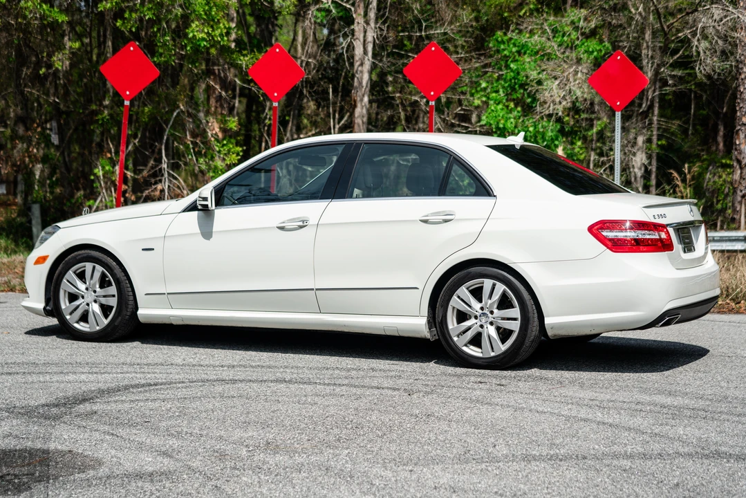 2012 Mercedes-Benz W212 E-Class - Image 12 of 31