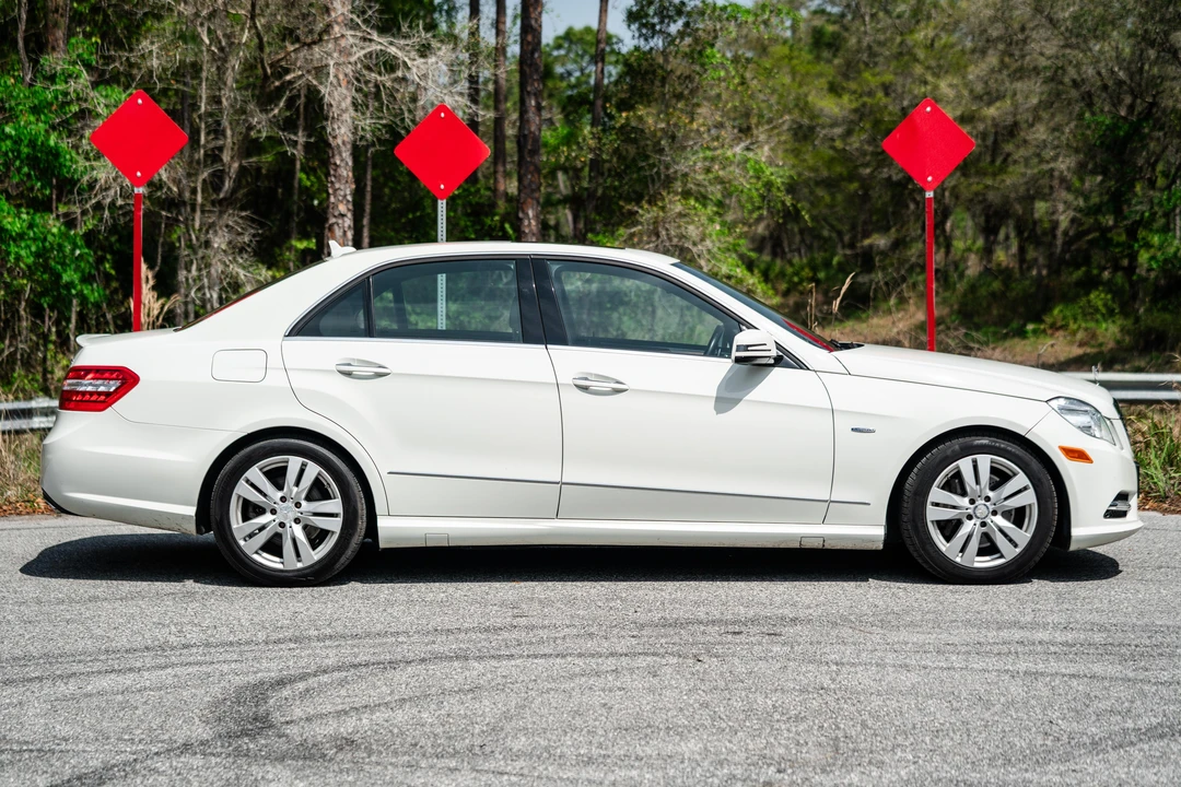 2012 Mercedes-Benz W212 E-Class - Image 3 of 31